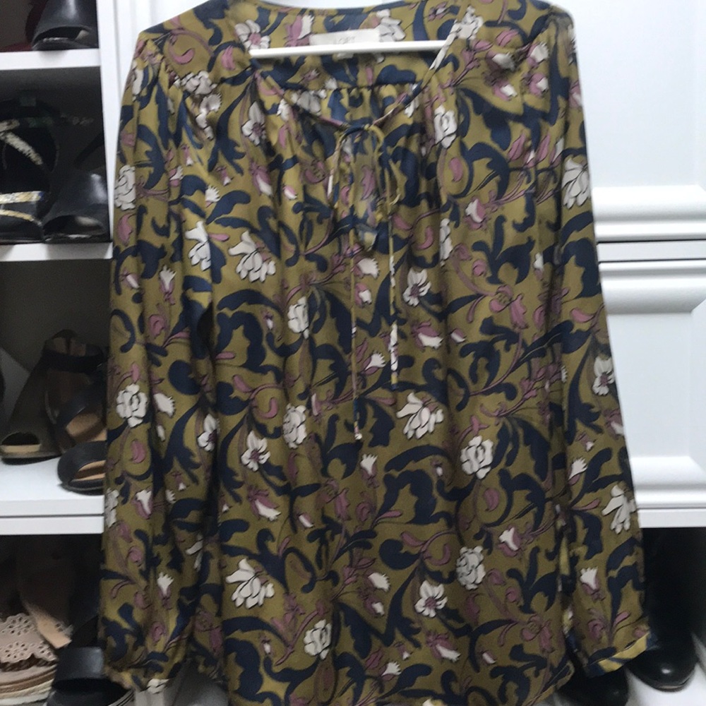 Loft long sleeve career blouse multicolored